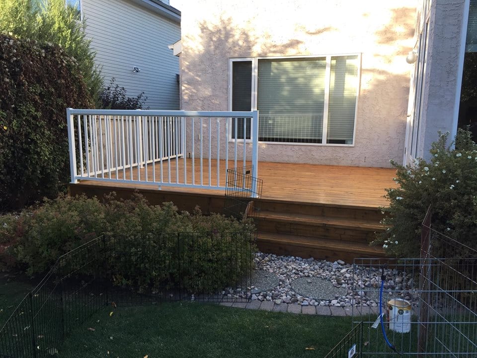 Fence & Deck Painting Edmonton, AB Refinishing, Staining & Stripping